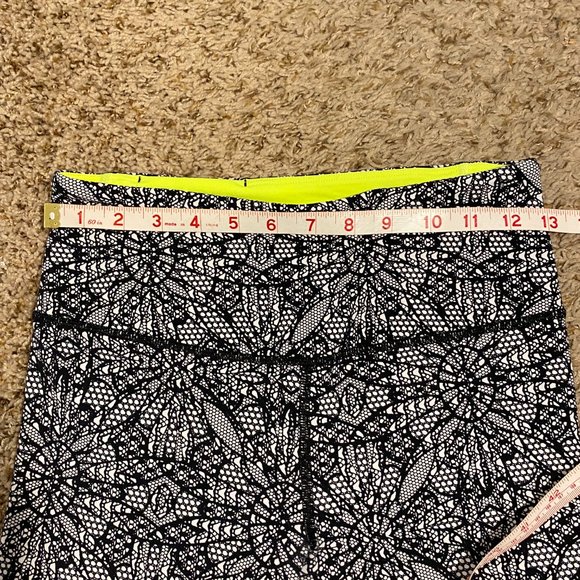 VICTORIA'S SECRET SPORT VSX Women's XS Active Knockout Capri Cropped Leggings - Picture 4 of 9